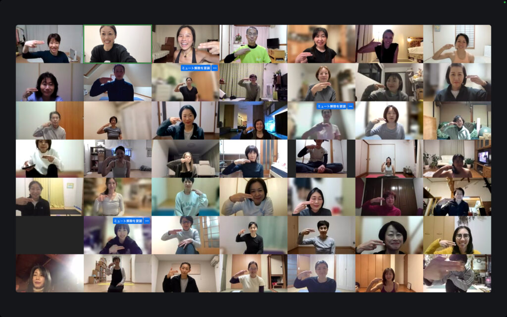 ヨーコ・フジワラによる美しすぎる太陽礼拝